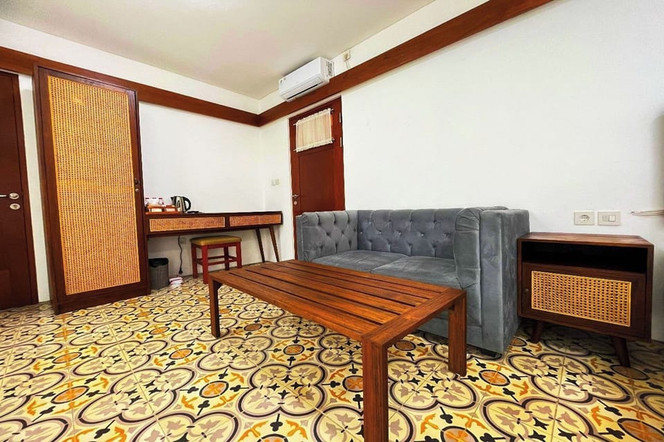 Junior Suite | Minibar, desk, free WiFi, bed sheets