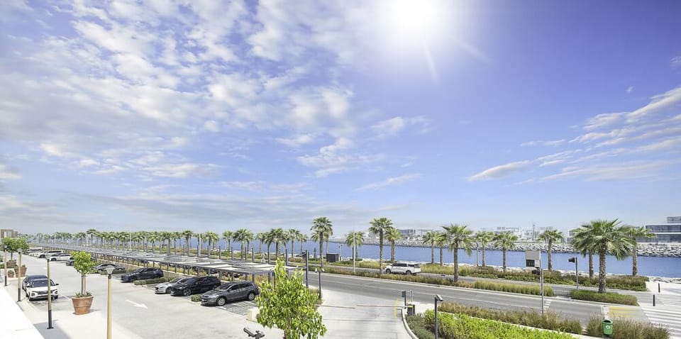 Apartment, Balcony, Sea View | City view
