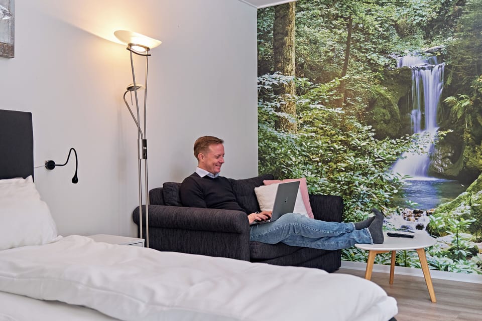 Standard Double Room | Hypo-allergenic bedding, desk, laptop workspace, iron/ironing board