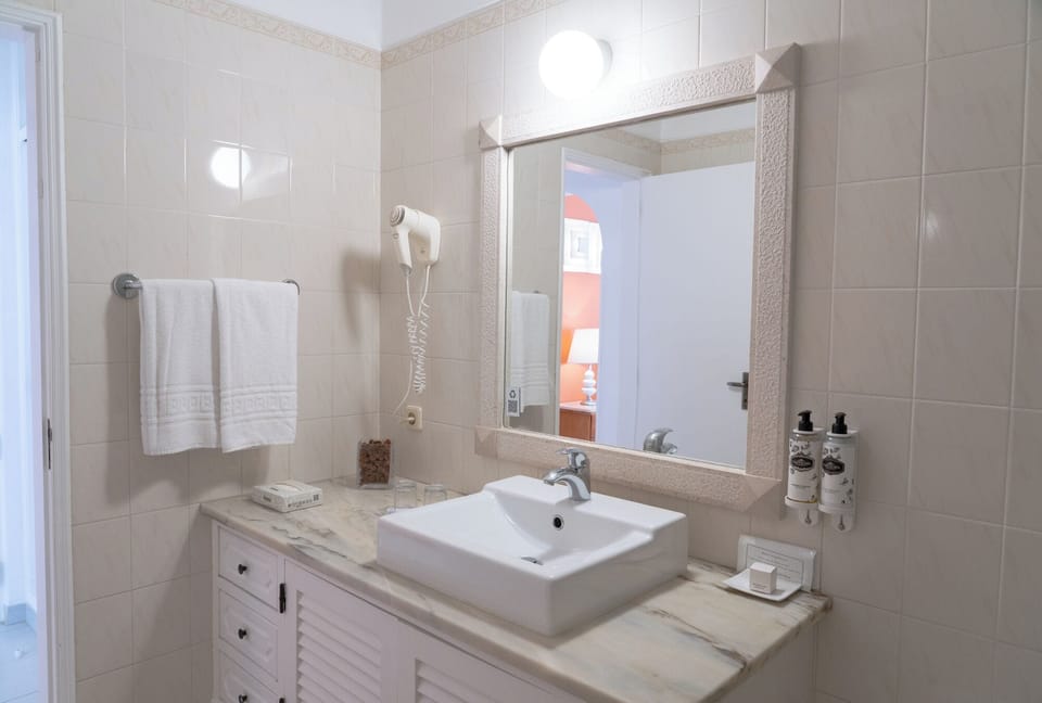 Villa Mar Azul Motel in Lagos