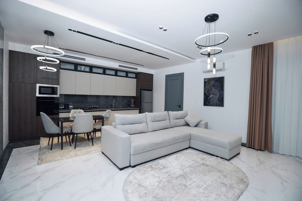 Family Suite, Courtyard View | Premium bedding, Select Comfort beds, minibar, in-room safe