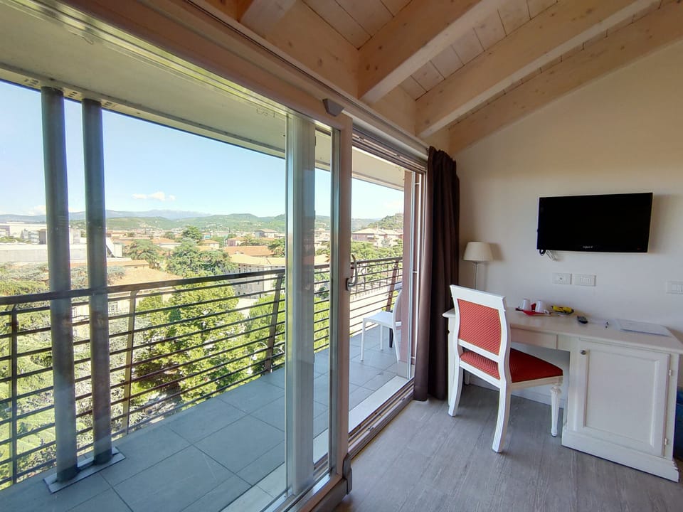 Standard Double or Twin Room, 1 Bedroom, Balcony | Balcony