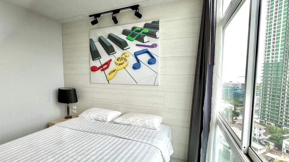 Deluxe Apartment, Balcony, Beach View | 1 bedroom, free WiFi