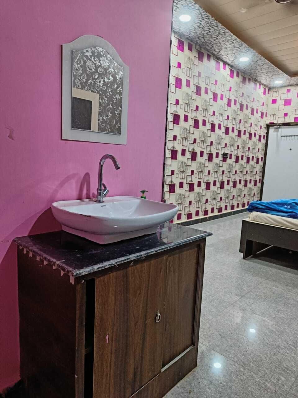 Deluxe Room, Balcony, City View | Desk, bed sheets