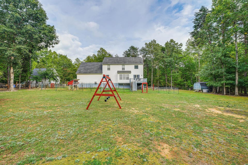 Group Getaway ~ 15 Mi to Charlottesville! Cottage in Shenandoah Valley