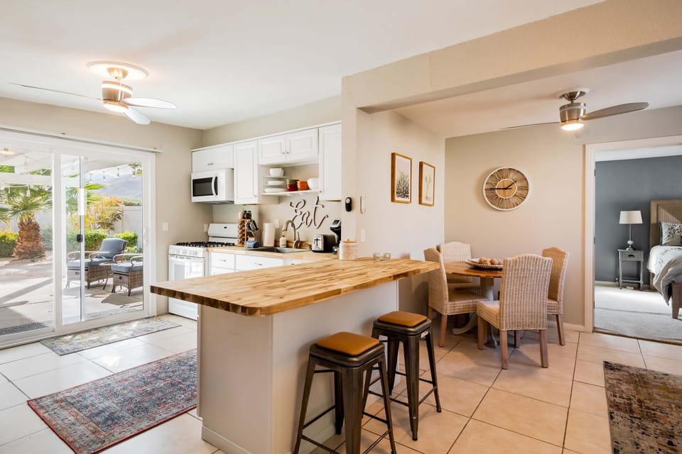 House | 4 bedrooms, high-speed internet