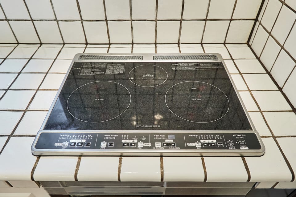 Comfort House, Non Smoking | Private kitchen | Electric kettle
