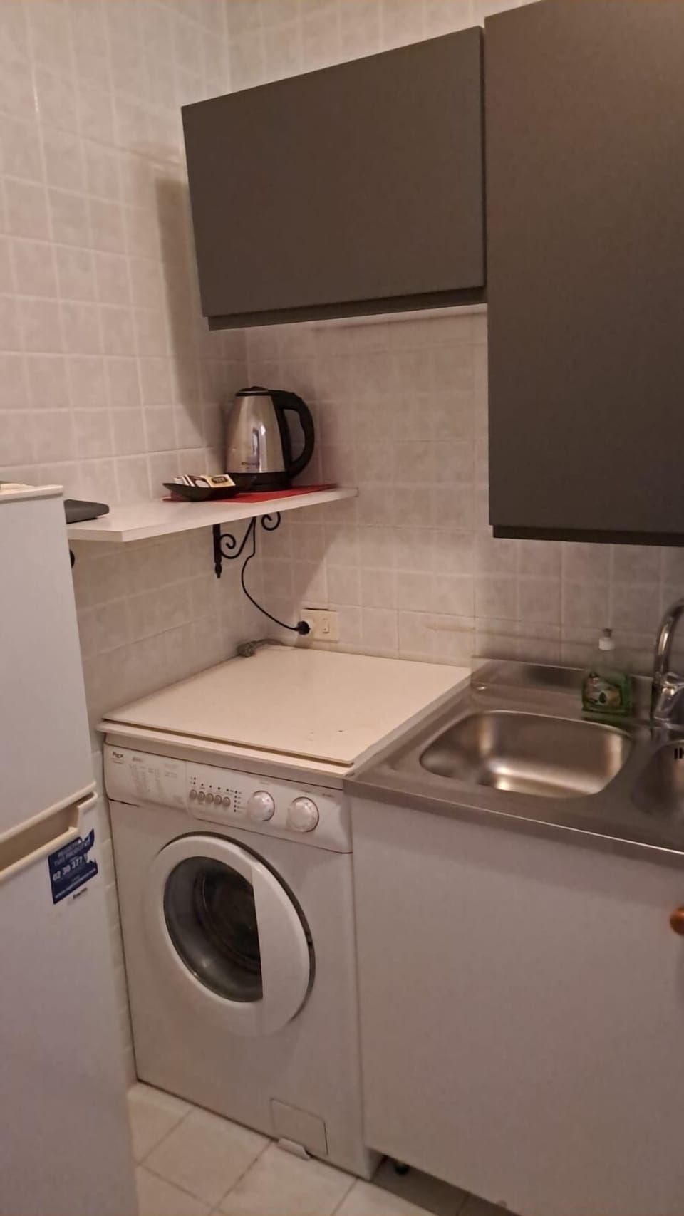 Family Apartment, Sea View | Private kitchen | Espresso maker, full-size fridge, electric kettle