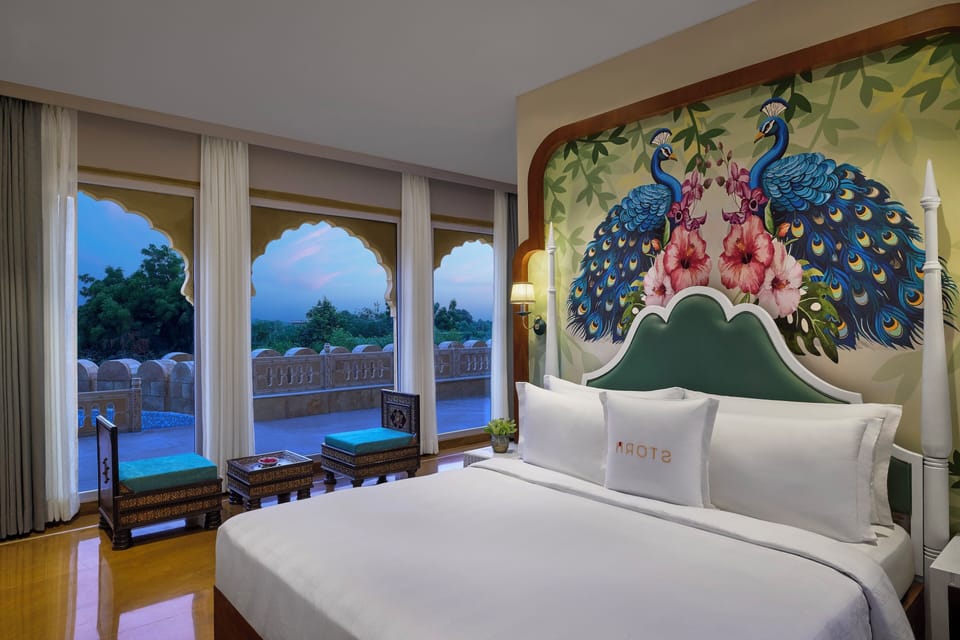 Suite, 1 King Bed (Luxury Suite) | Frette Italian sheets, premium bedding, memory foam beds, minibar