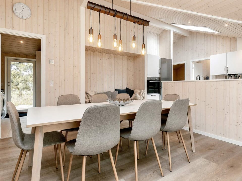 House | Dining