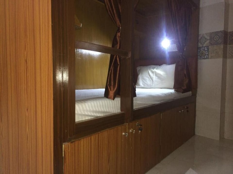 Deluxe Shared Dormitory | Free WiFi