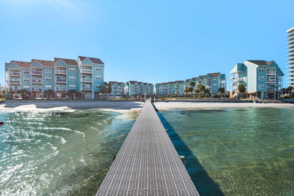 Baywatch E3 Apartment in Pensacola Beach