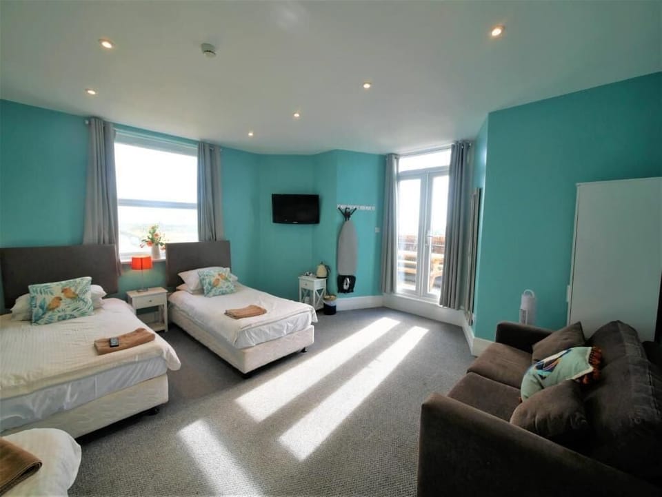 Basic Room, Balcony, Sea View | In-room safe, iron/ironing board, free WiFi, bed sheets