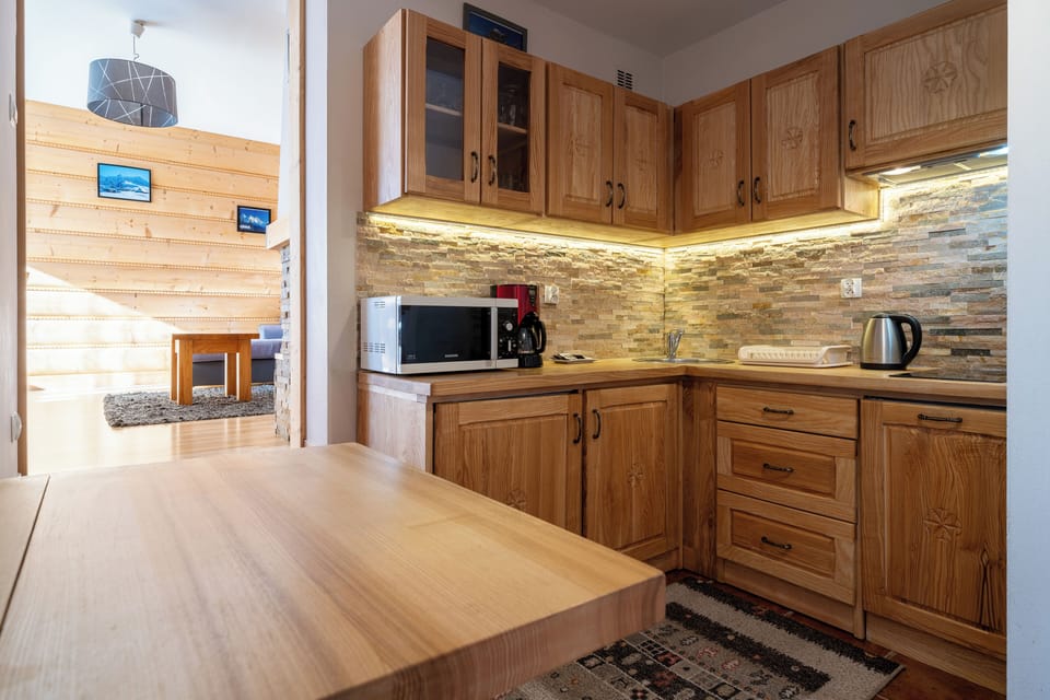 Apartment, 1 Bedroom, Balcony | Private kitchenette