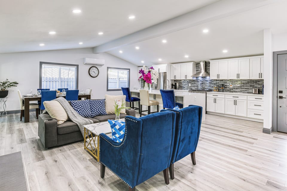 House (3 Bedrooms) | Interior