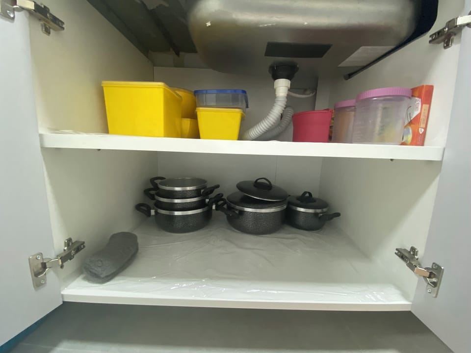 Coffee/tea maker, blender