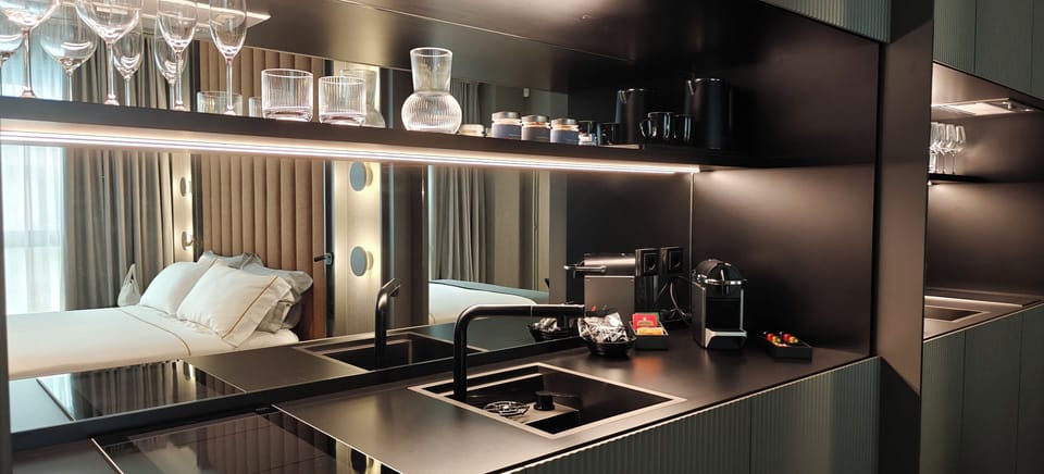 Private kitchenette