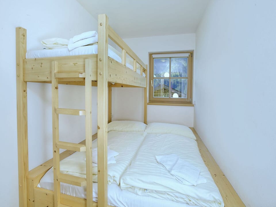 Chalet | 4 bedrooms, bed sheets