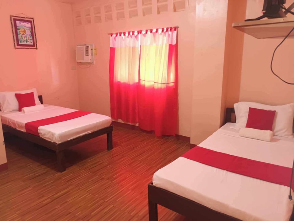 Basic Double Room | WiFi (free)