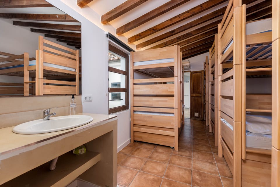 Shared Dormitory, Shared Bathroom (1 bed in a 10 bed dorm) | Free WiFi, bed sheets