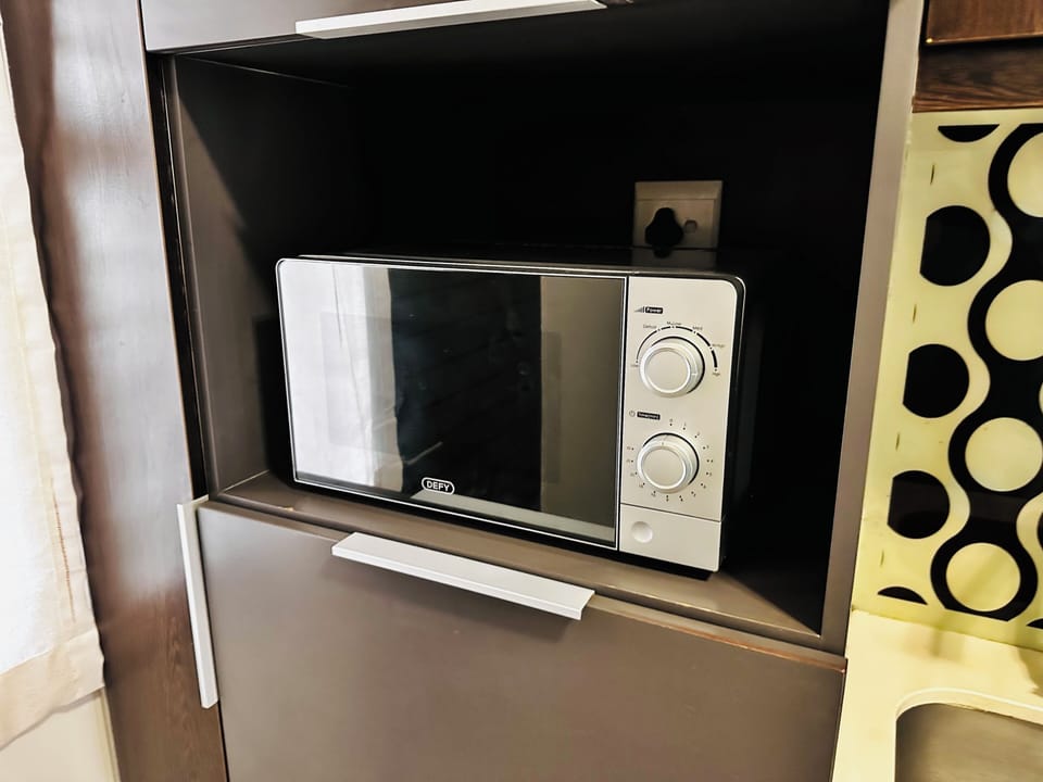 Apartment, 1 Bedroom, Accessible, Smoking | Interior