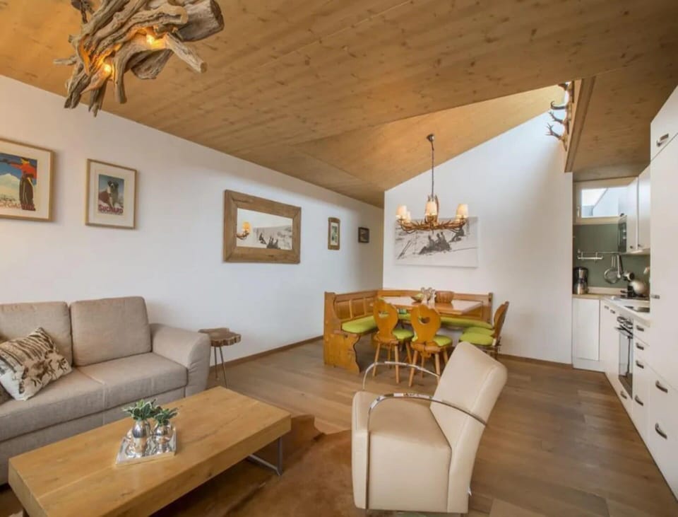 House | Living room
