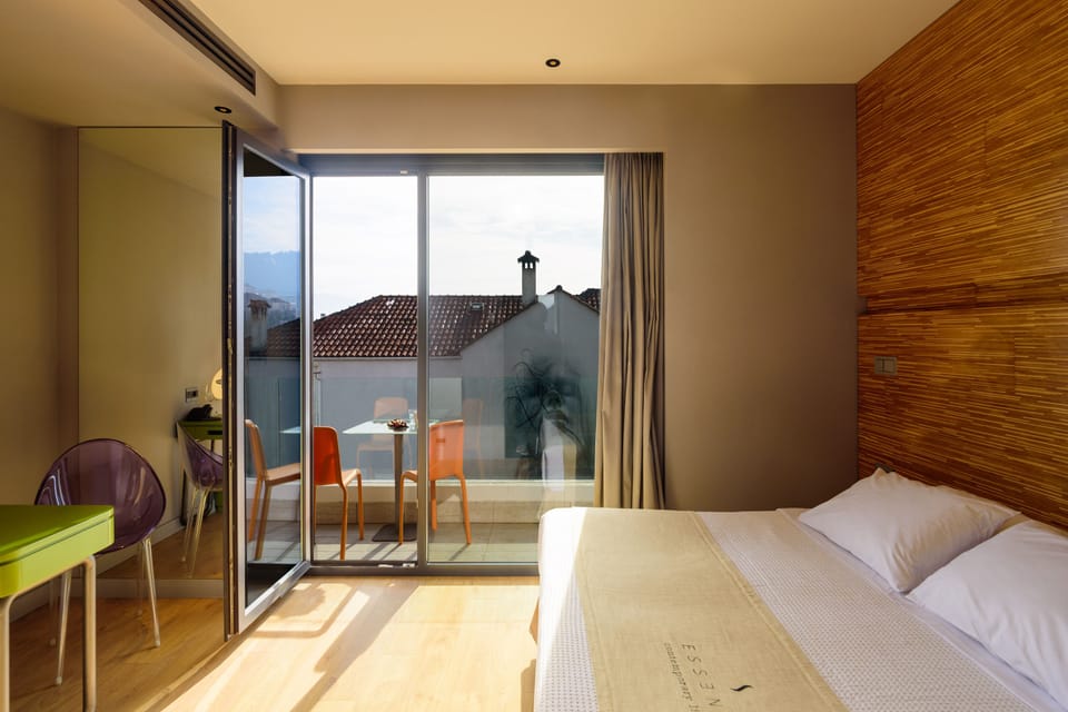 Comfort Double Room, Pool View | 1 bedroom, premium bedding, memory foam beds, in-room safe
