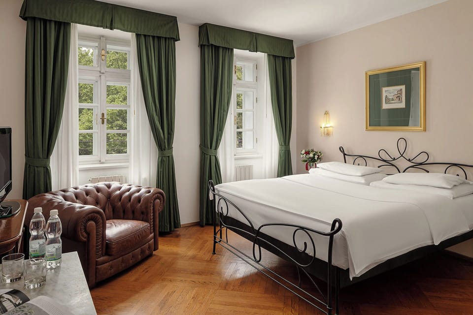 Double or Twin Room | Premium bedding, down comforters, minibar, in-room safe