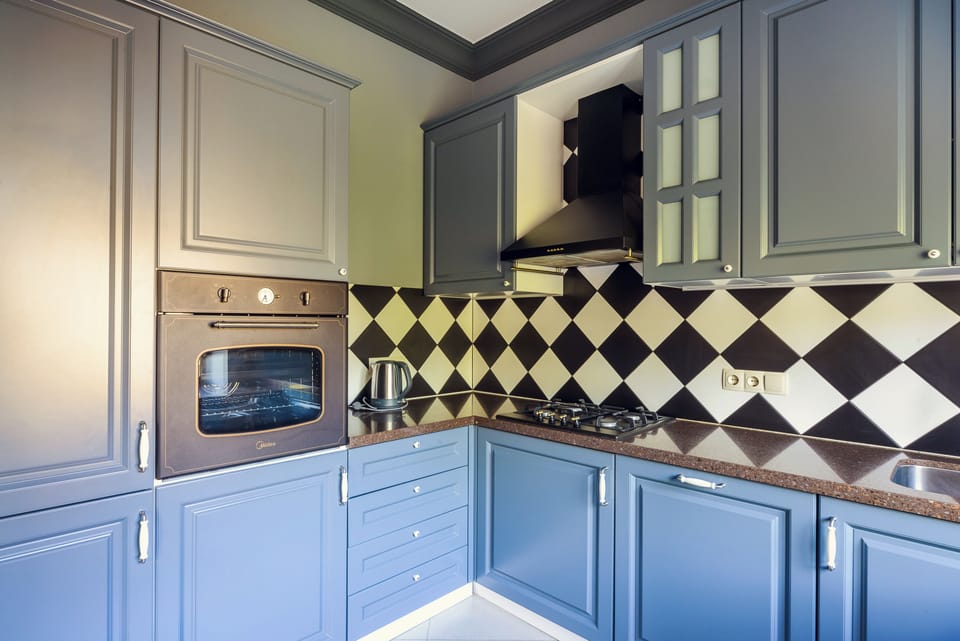 Comfort Apartment, Balcony, City View | Private kitchen | Full-size fridge, oven, stovetop, electric kettle