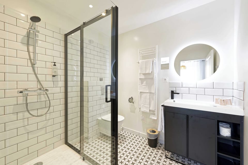 Comfort Triple Room | Bathroom | Towels