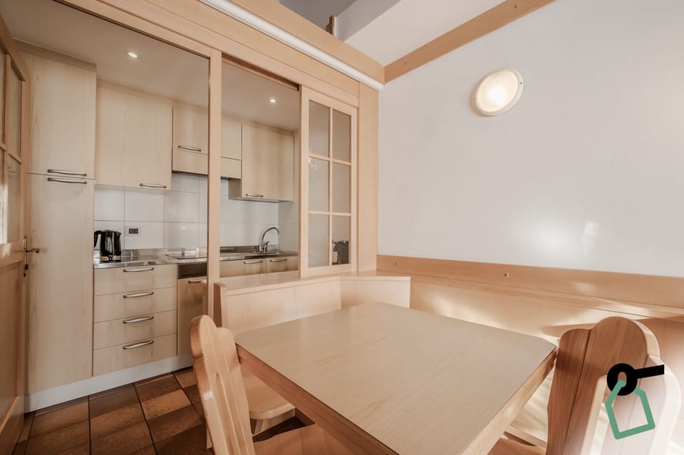 Studio, Balcony | In-room safe, desk, free WiFi