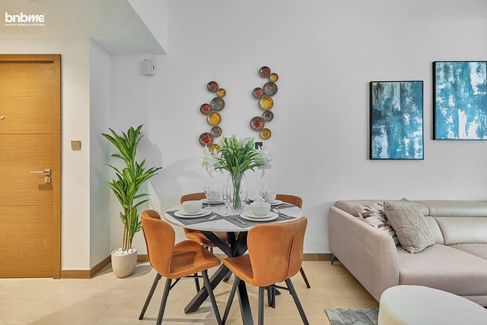 Standard Apartment, 1 Bedroom, Balcony | Dining room