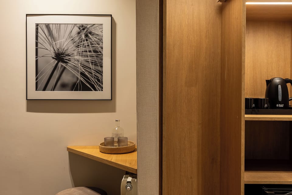 Standard Double Room, 1 Bedroom | Soundproofing, iron/ironing board, free WiFi
