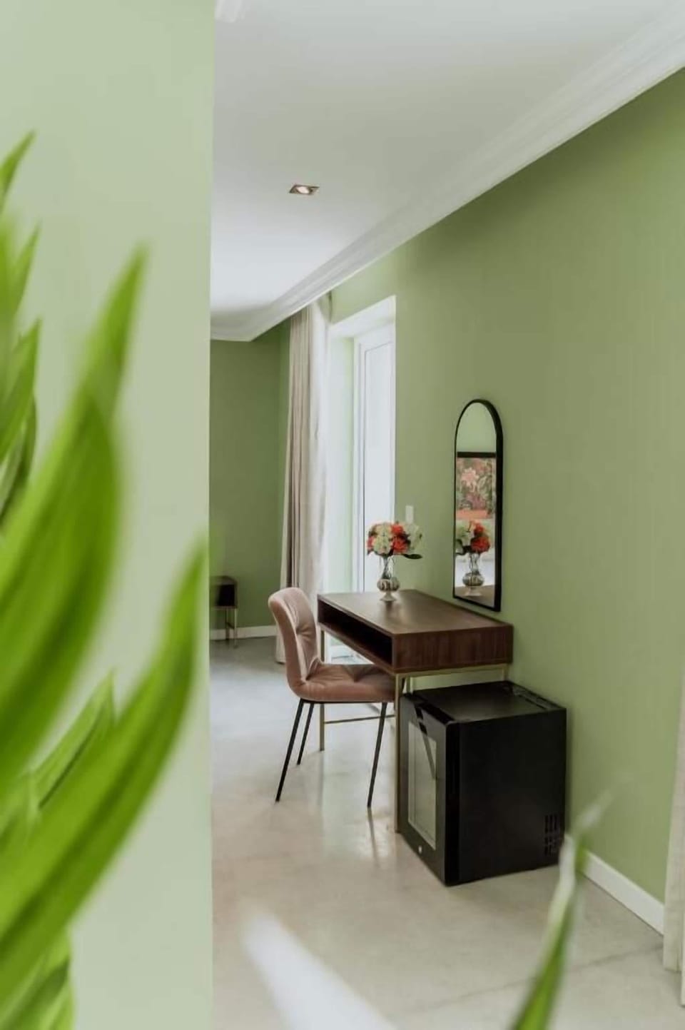 Deluxe Double or Twin Room, Balcony | In-room safe, desk, laptop workspace, soundproofing