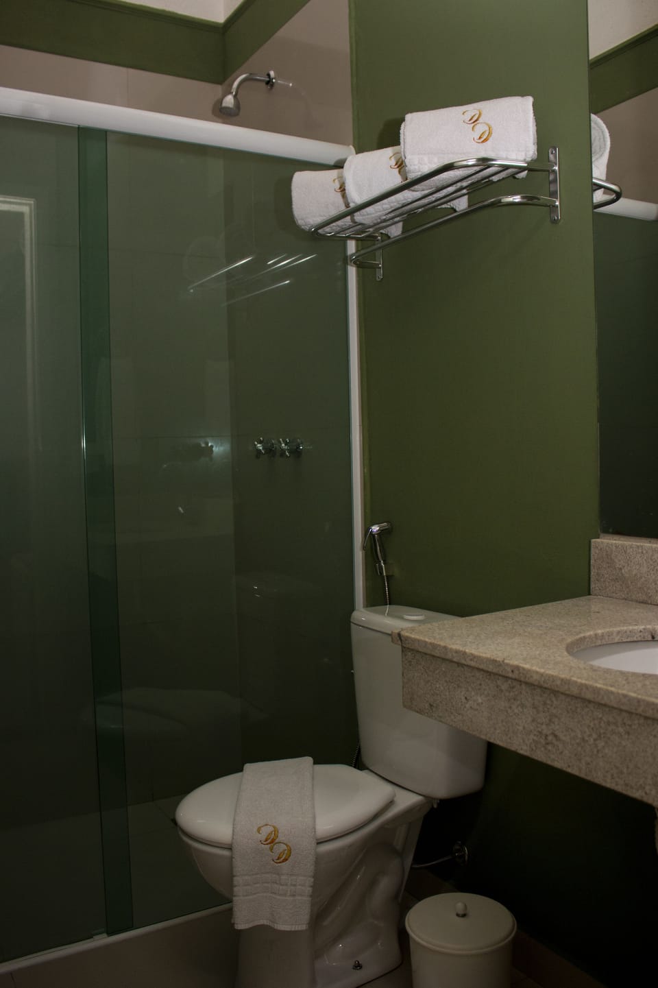 Minibar, bed sheets, wheelchair access