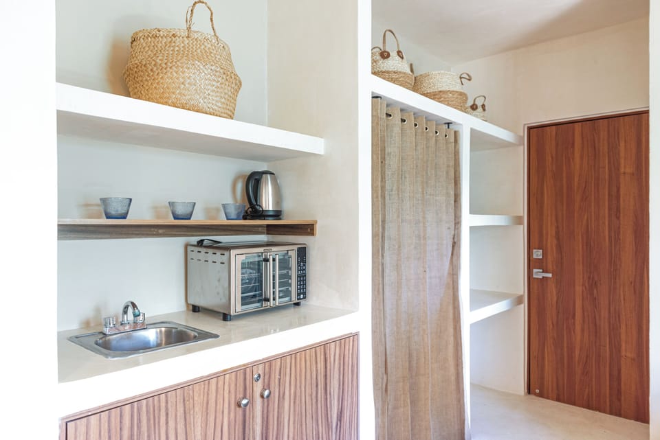 Private kitchenette