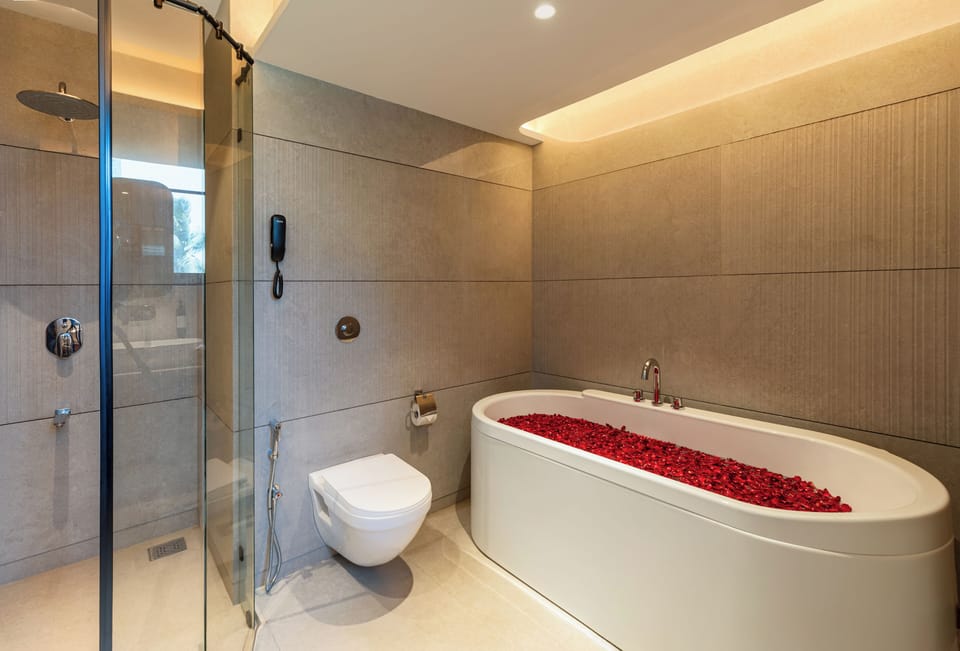 Urban Corner Room