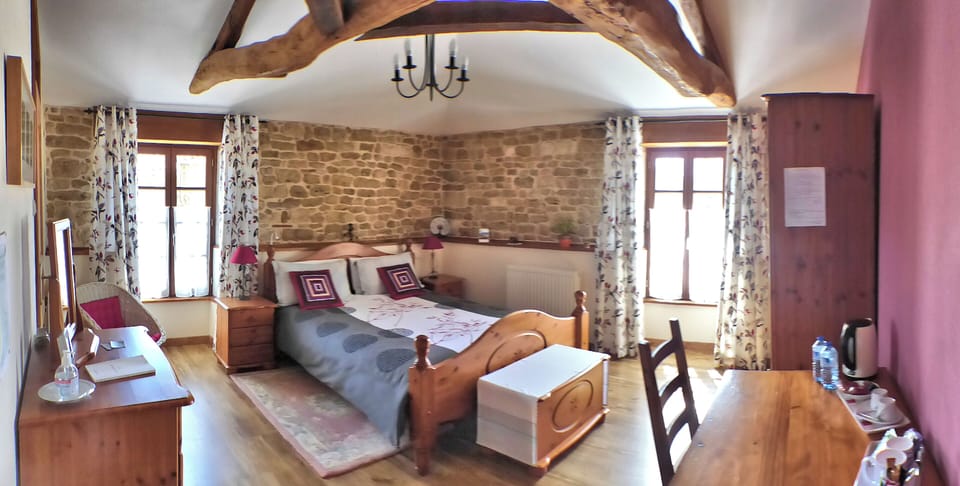 Comfort Double Room, 1 Double Bed, Non Smoking, Refrigerator | Individually decorated, individually furnished, laptop workspace