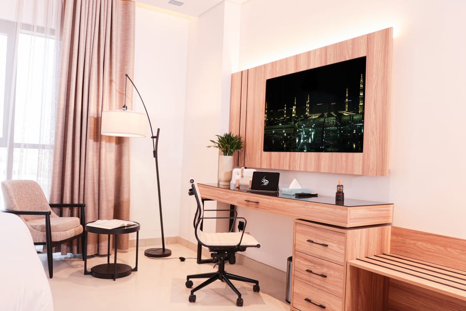 Basic Room | In-room safe, soundproofing, iron/ironing board, WiFi (free)