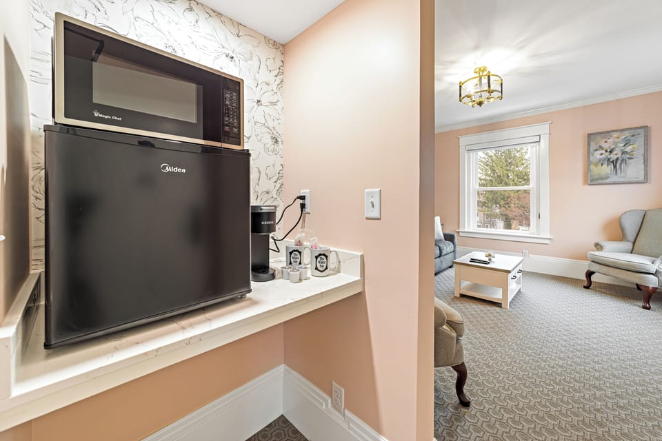 Suite, 1 King Bed with Sofa bed | Terrace/patio