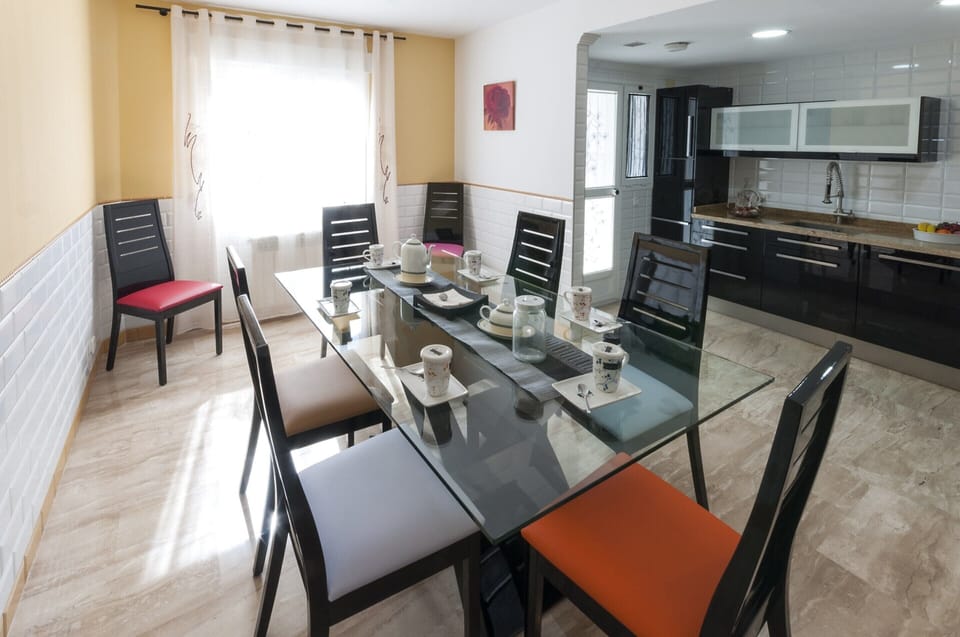 Apartment | Dining
