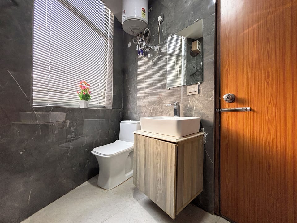 Shower, eco-friendly toiletries, bathrobes, slippers