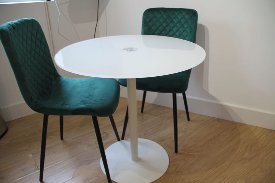 Apartment | Dining