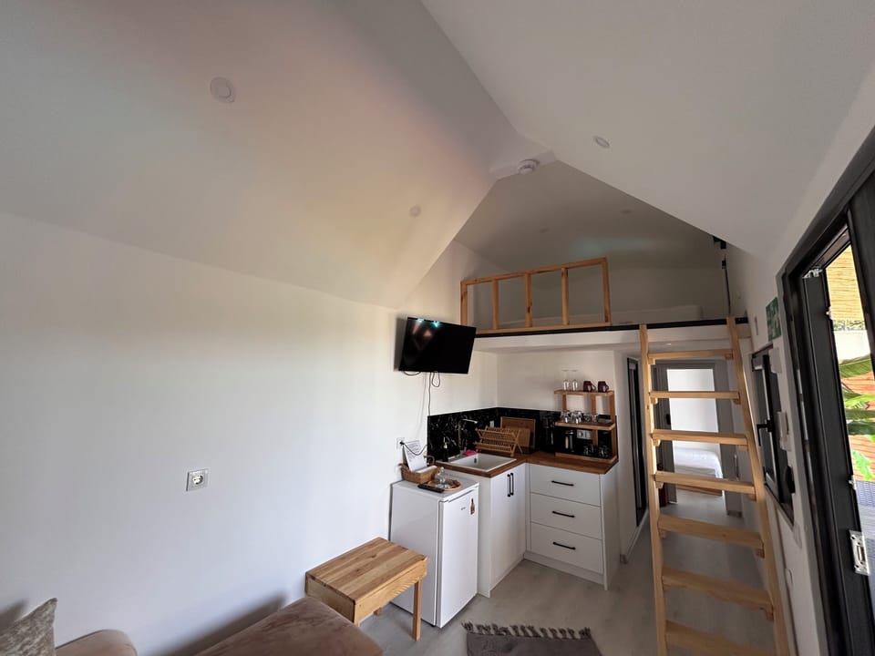 Superior Tiny Home Lake View | Minibar, individually decorated, desk, free WiFi