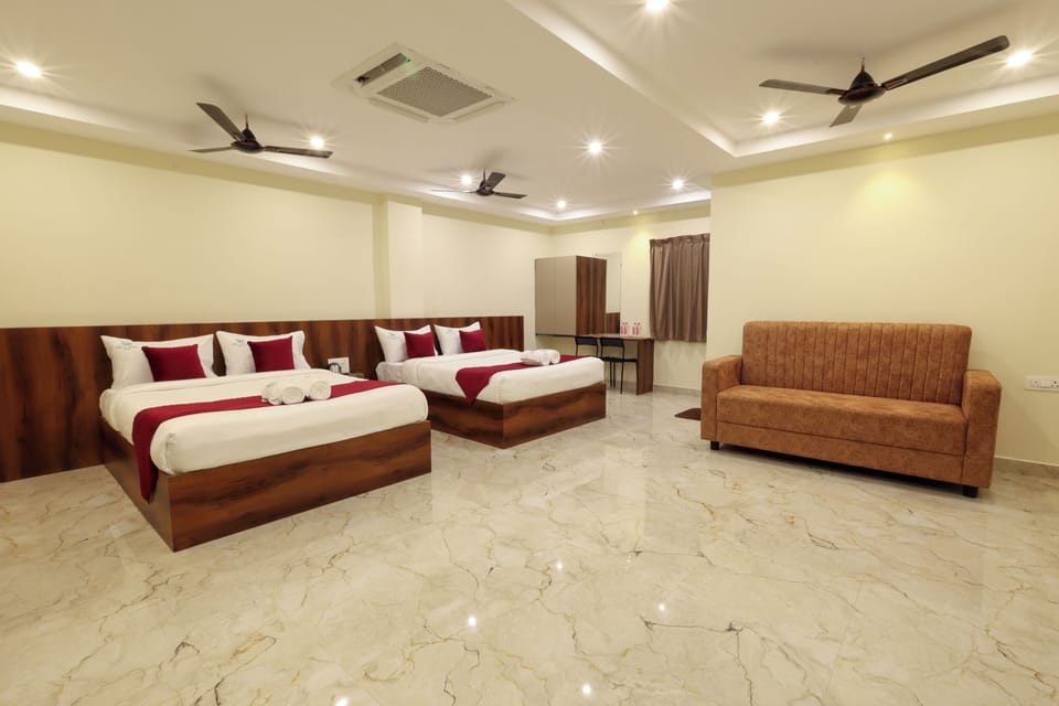 Superior Studio Suite, Hill View | Living area | 15-inch flat-screen TV with cable channels