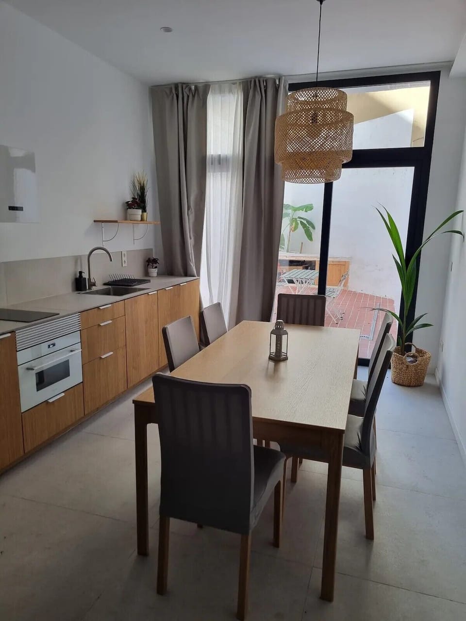 Private kitchen