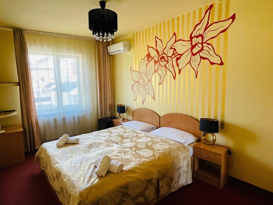 Classic Twin Room