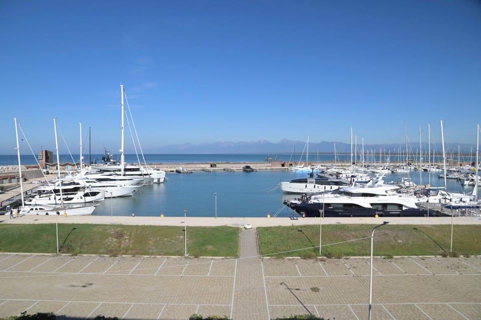 Marina