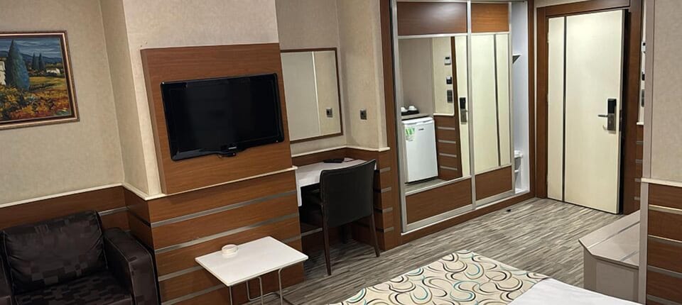 Classic Room, City View | Laptop workspace, free WiFi