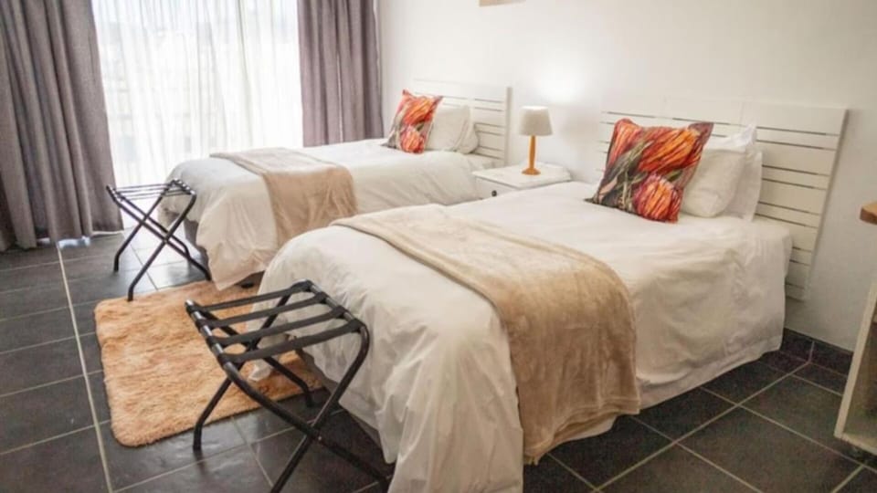 Apartment, 1 Bedroom, Smoking, Patio | 1 bedroom